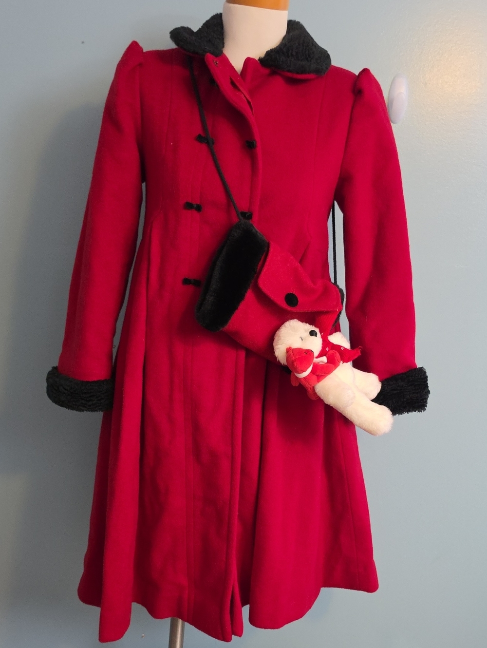 Rothschild Red Coat with Black Faux Fur Trim and Matching Purse Sz 10